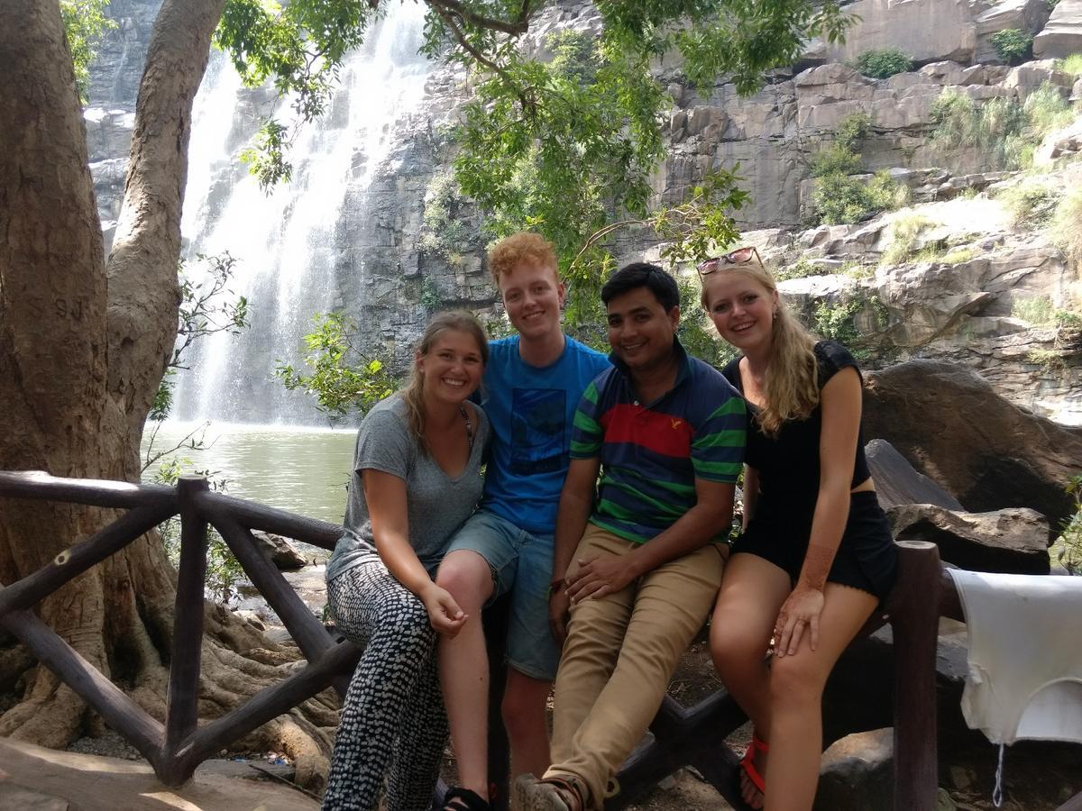 Shivam Tourist Guest House Būndi エクステリア 写真