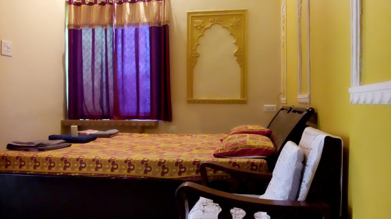 Shivam Tourist Guest House Būndi エクステリア 写真