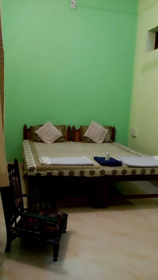 Shivam Tourist Guest House Būndi エクステリア 写真